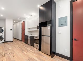 127 Thames St APT 3R, Brooklyn, NY 11237