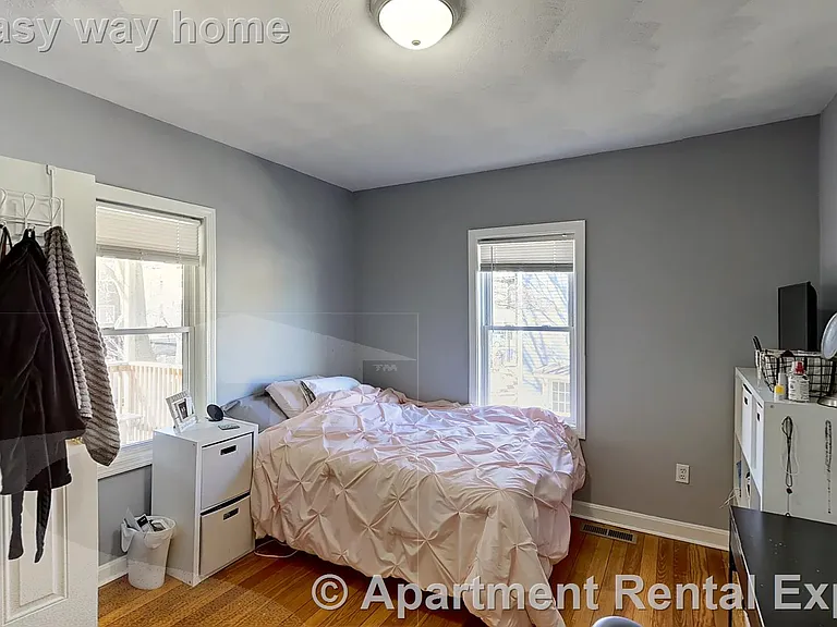 53 Derby St #3 — Photo 7