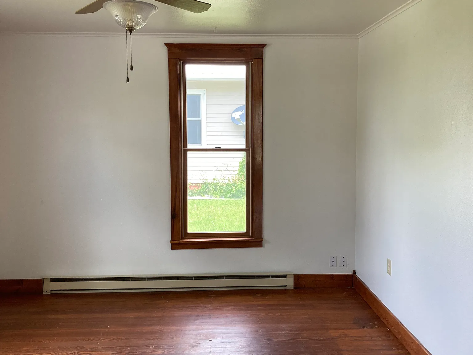 3 bed, 1709 sqft, $1,350 — Photo 3