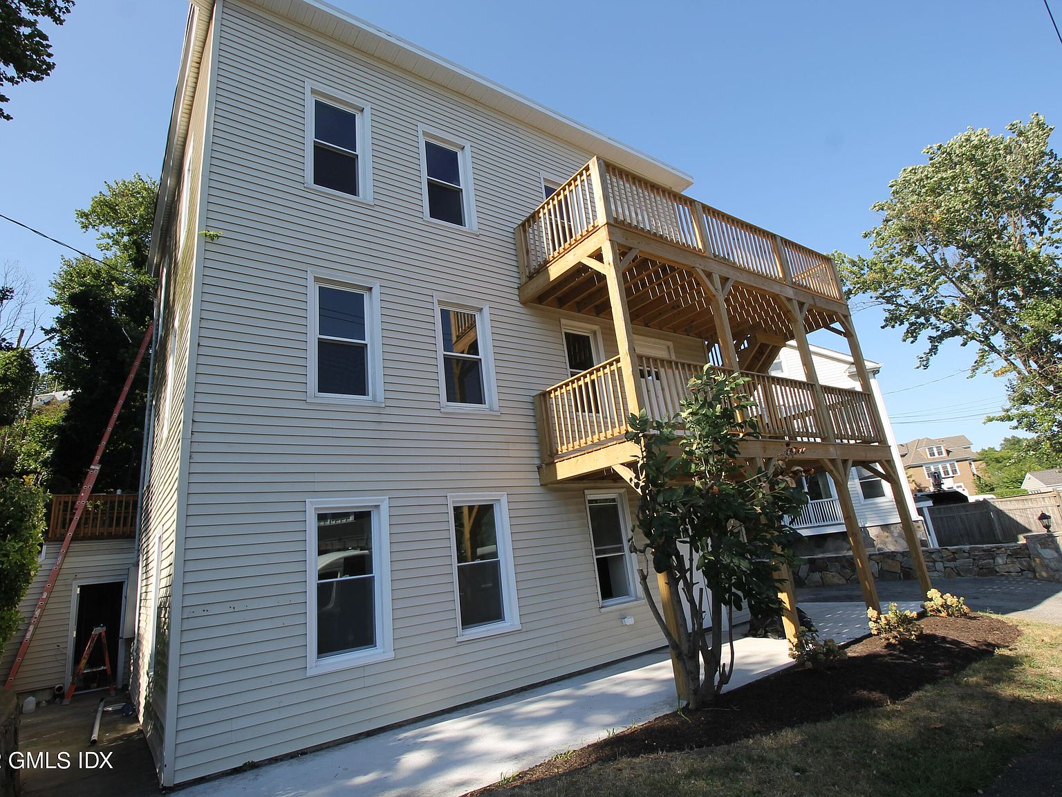 272 Valley Rd, Cos Cob, CT 06807 Zillow