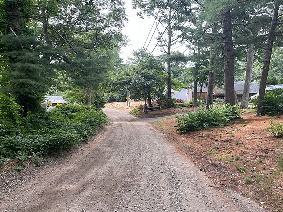 5th image of 41 Goldfinch Ln