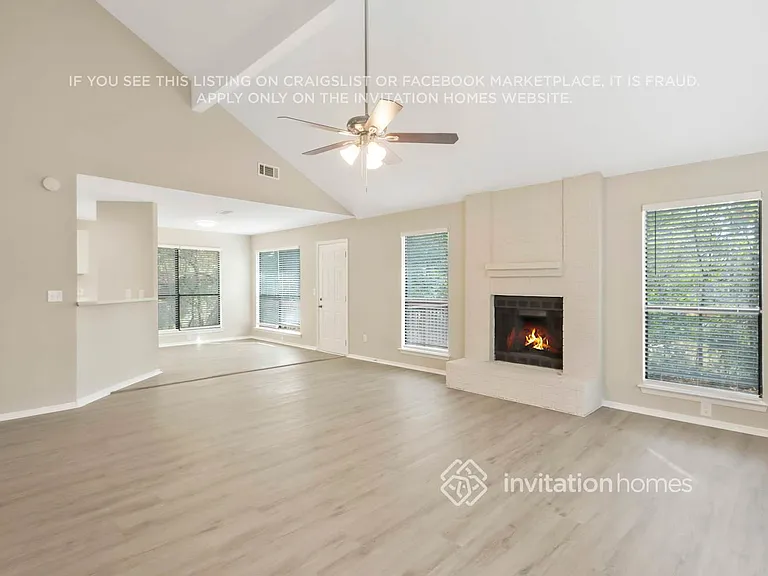 2120 Hunters Ridge Dr — Photo 6