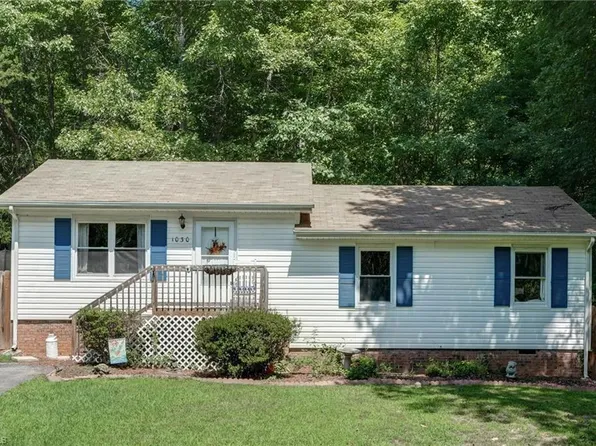1030 Haywood St, Eden, NC 27288
