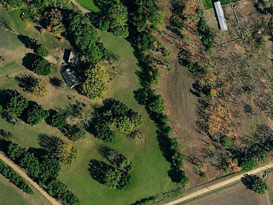2nd image of Megan Rd