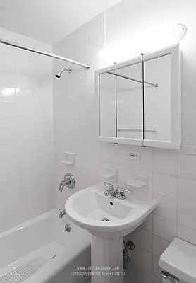 Rented by Copperwood Real Estate | media 25