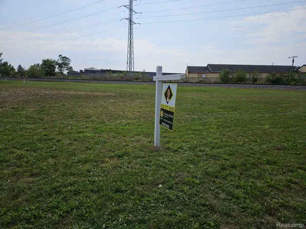 7750 Morross, Dearborn, MI 48126