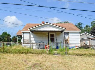 1513 Martin Dr, Pekin, IL