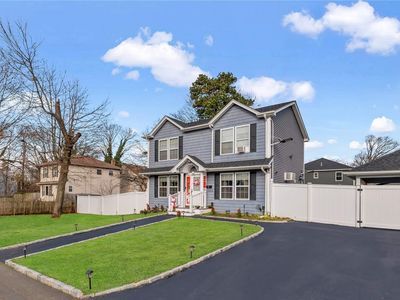 25 State Avenue, Wyandanch, NY, 11798