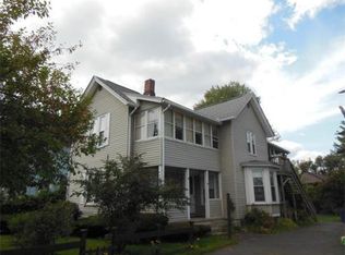 72 George St, West Springfield, MA 01089