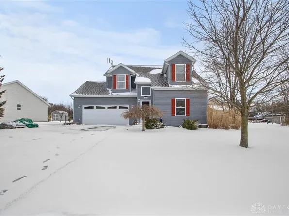 157 Lincoln Pl, North Lewisburg, OH 43060