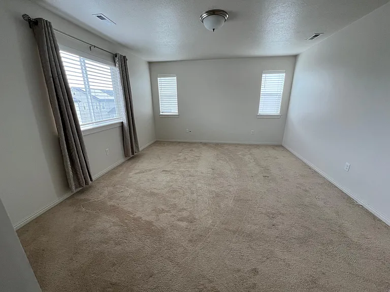 2025 W 900 N — Photo 20