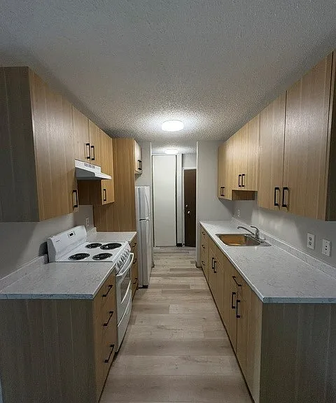432 Huntsville Cres NW #109 — Photo 2