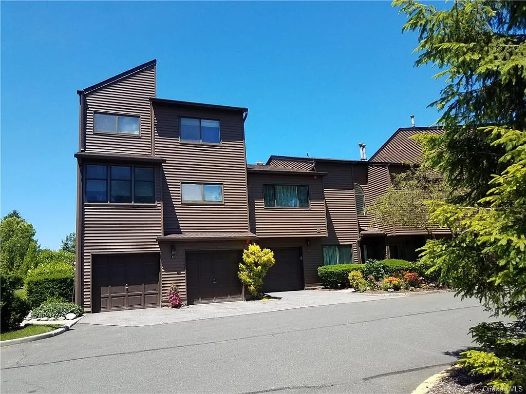 12 Tulip Ct photo 1