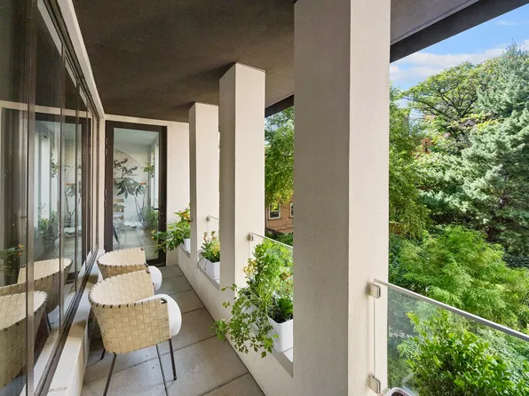 58 Saint Marks Place image 8 of 26