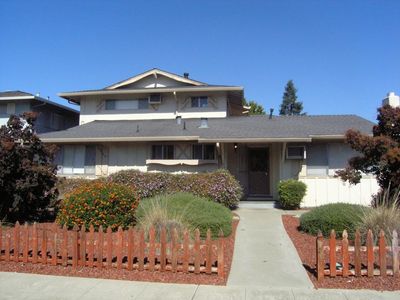 2083 Town And Country Ln, Santa Clara, CA, 95050