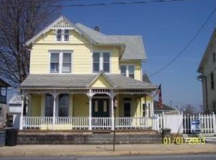 641 Main St, Akron, PA 17501