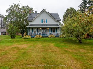 97 James St, Burk's Falls, ON P0A 1C0