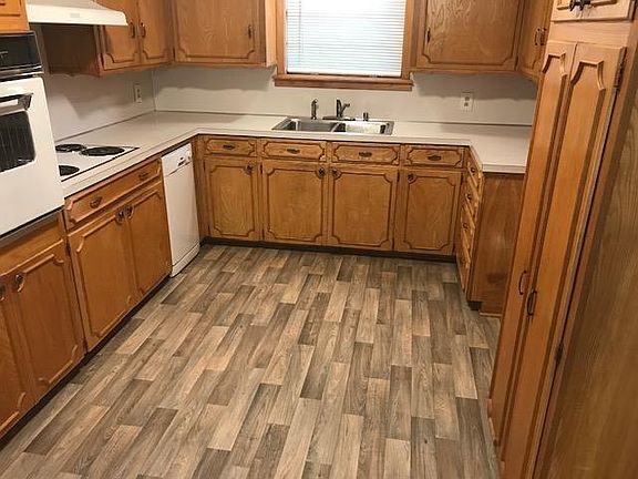 4th image of 213 Leighton Dr