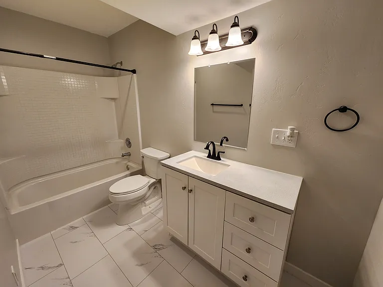 3803 Tradition Cir — Photo 20