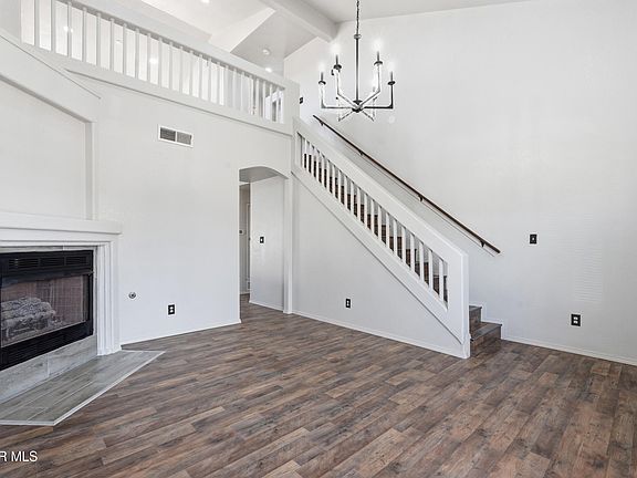 3rd image of 14313 Desert Wind Dr