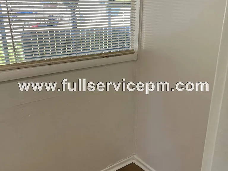 9101 Corbin Dr #1-3 — Photo 20