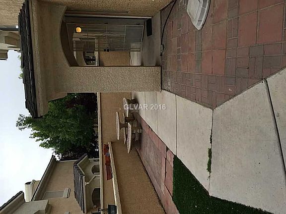 2nd image of 903 Graceful Moon Ave