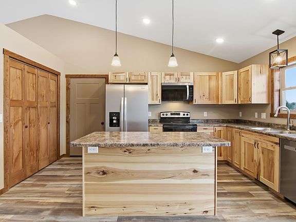 3rd image of N8261 577th St