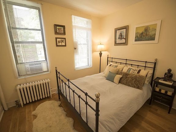 2nd image of 926 Columbus Ave APT 4s