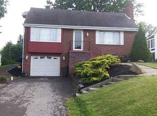 203 Rural Dr, Butler, PA 16001