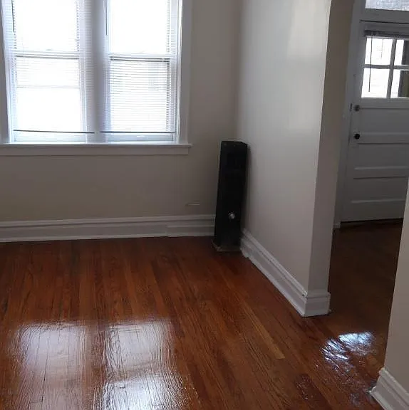 4650-60 N Elston Ave #4635-F1 — Photo 2