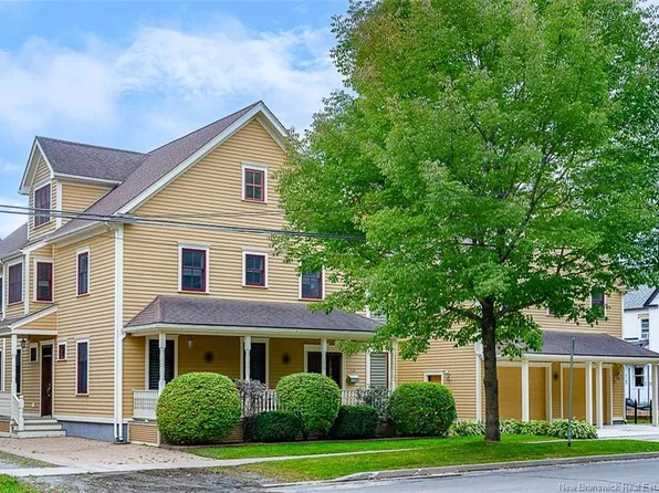 748 Churchill Row, Fredericton, NB E3B 1P8