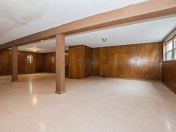4th image of 10305 Washington Ave