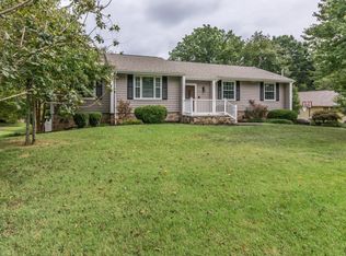 732 Villa Crest Dr, Knoxville, TN 37923