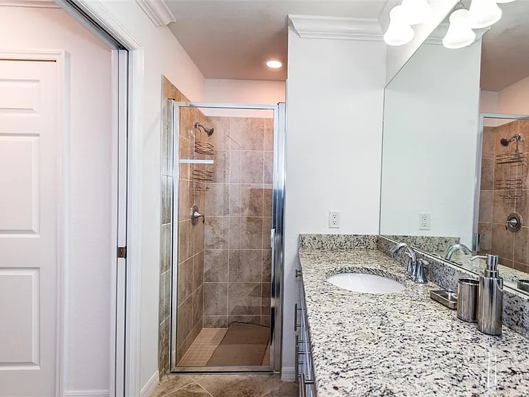 14051 Heritage Landing Blvd #511 — Photo 21