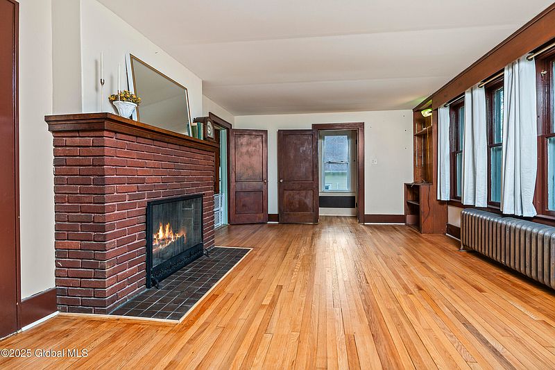 4th image of 2248 Story Avenue