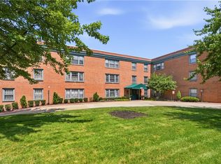 5903 5th Ave APT 301B, Pittsburgh, PA 15232
