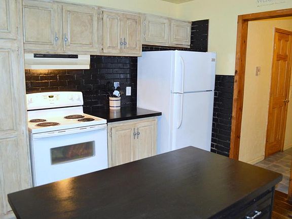 3rd image of 1173 Greenfield Ave