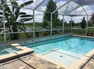 5241 Moon Shell Dr, Apollo Beach, FL 33572