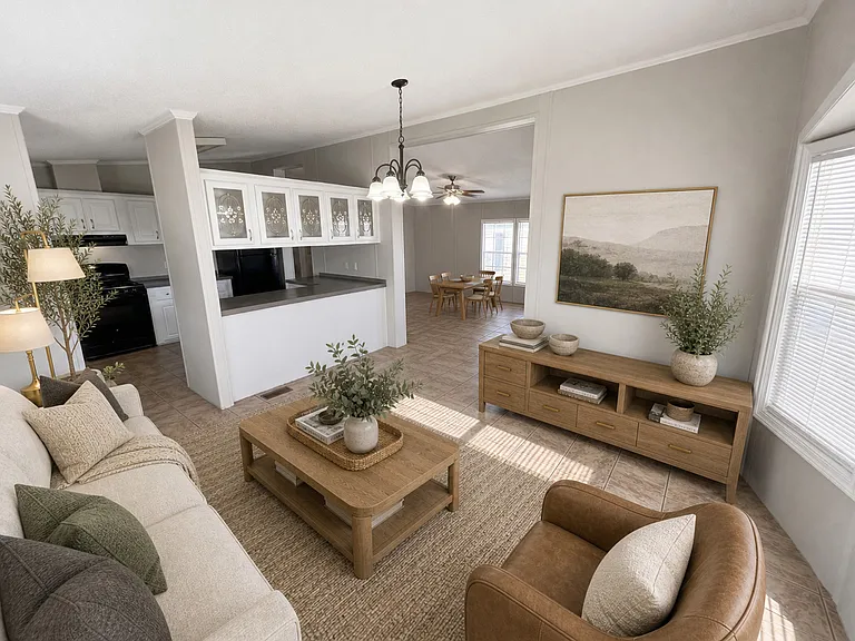 Grand Oaks at Liberty HIll — Photo 95
