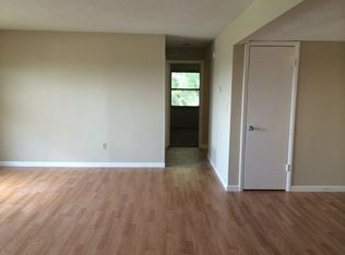 909 Avalon Rd APT F, Lawrence, KS 66044