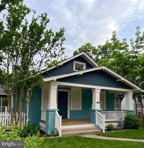 7338 Carroll Ave, Takoma Park, MD, 20912