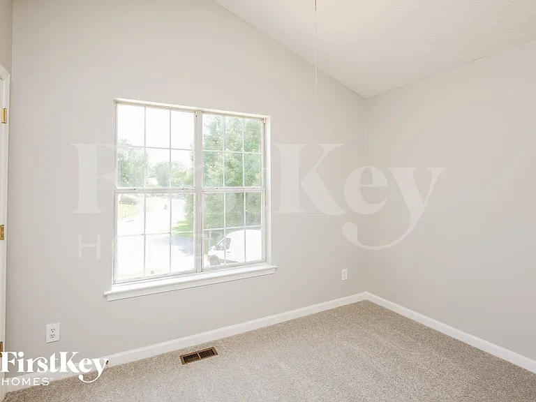 6029 Rose Ct — Photo 12