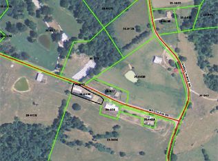3900 Mocassin Rd, Hustonville, KY 40437