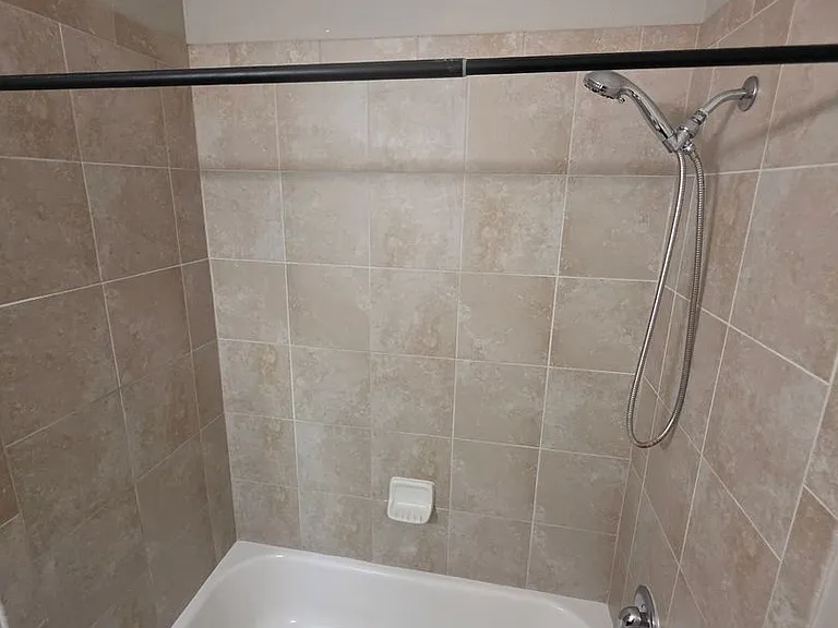 810 Callista Cay Loop — Photo 23
