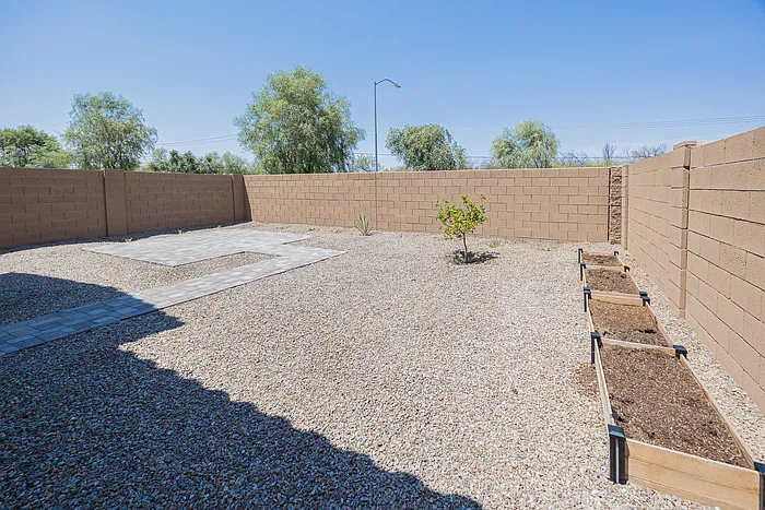 7412 W Gardenia Ave — Photo 30