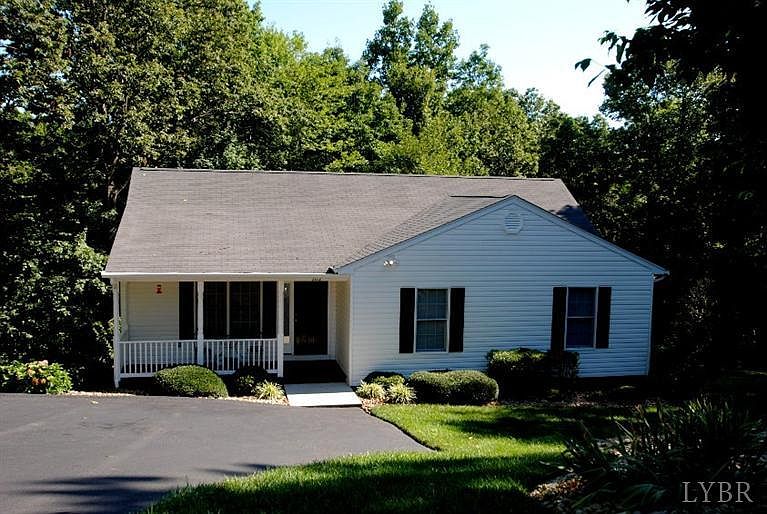 1st image of 202 Holiday Bob Ct