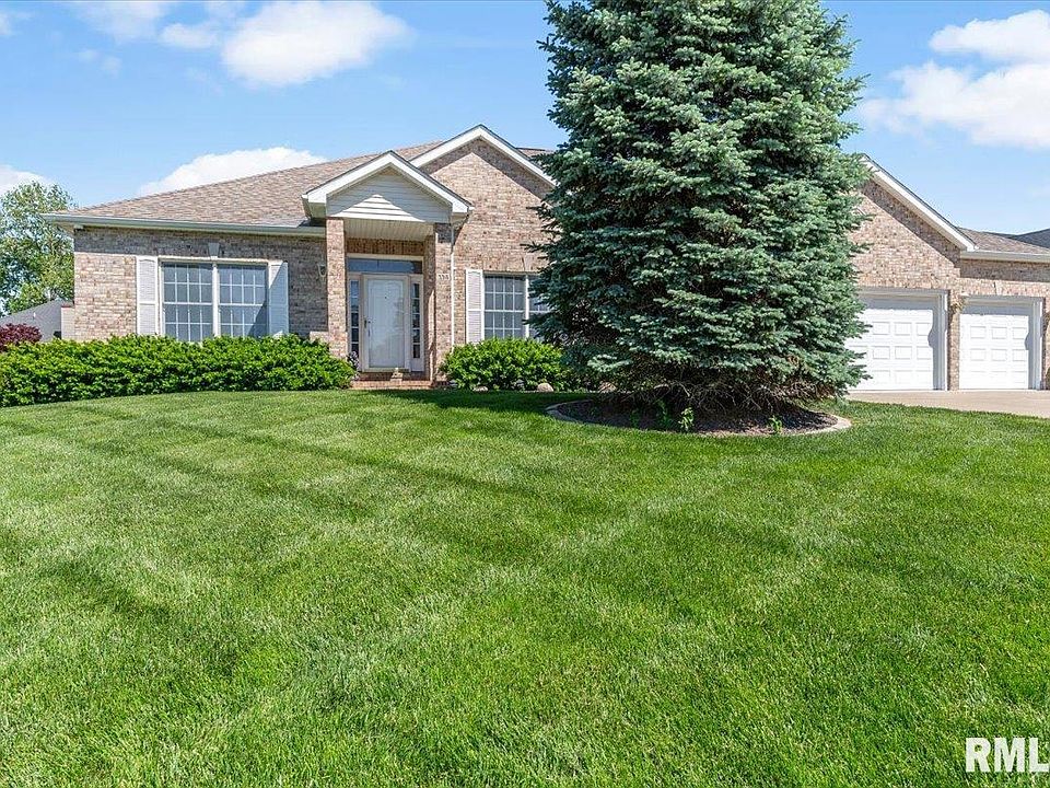 1st image of 114 Heatherstone Dr
