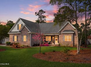 40 Stonegate Cir, Hampstead, NC 28443