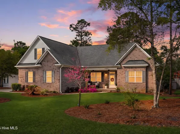 40 Stonegate Circle, Hampstead, NC 28443