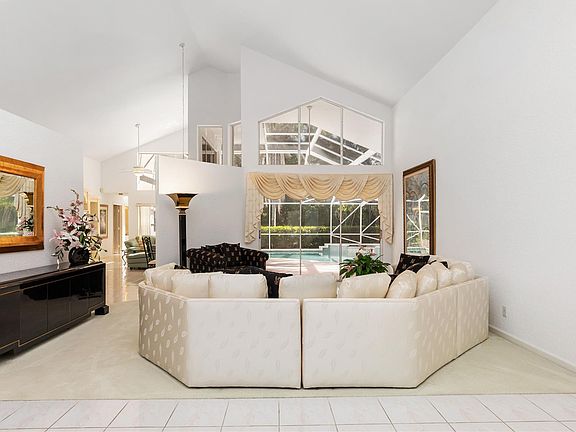 4th image of 6070 NW 96th Drive